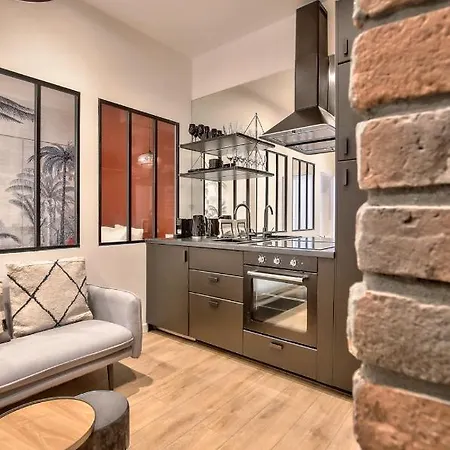 شقة New ! Outstanding 2br & 1br In 15