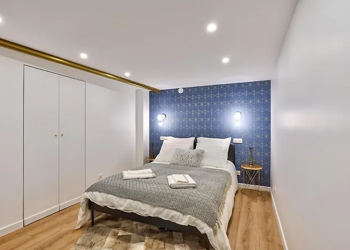 아파트 New ! Outstanding 2br & 1br In 15 파리