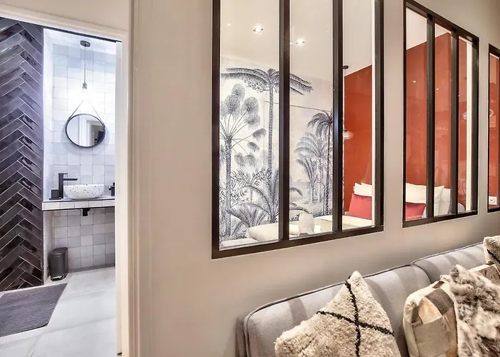 New ! Outstanding 2br & 1br In 15 *