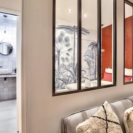New ! Outstanding 2br & 1br In 15 *